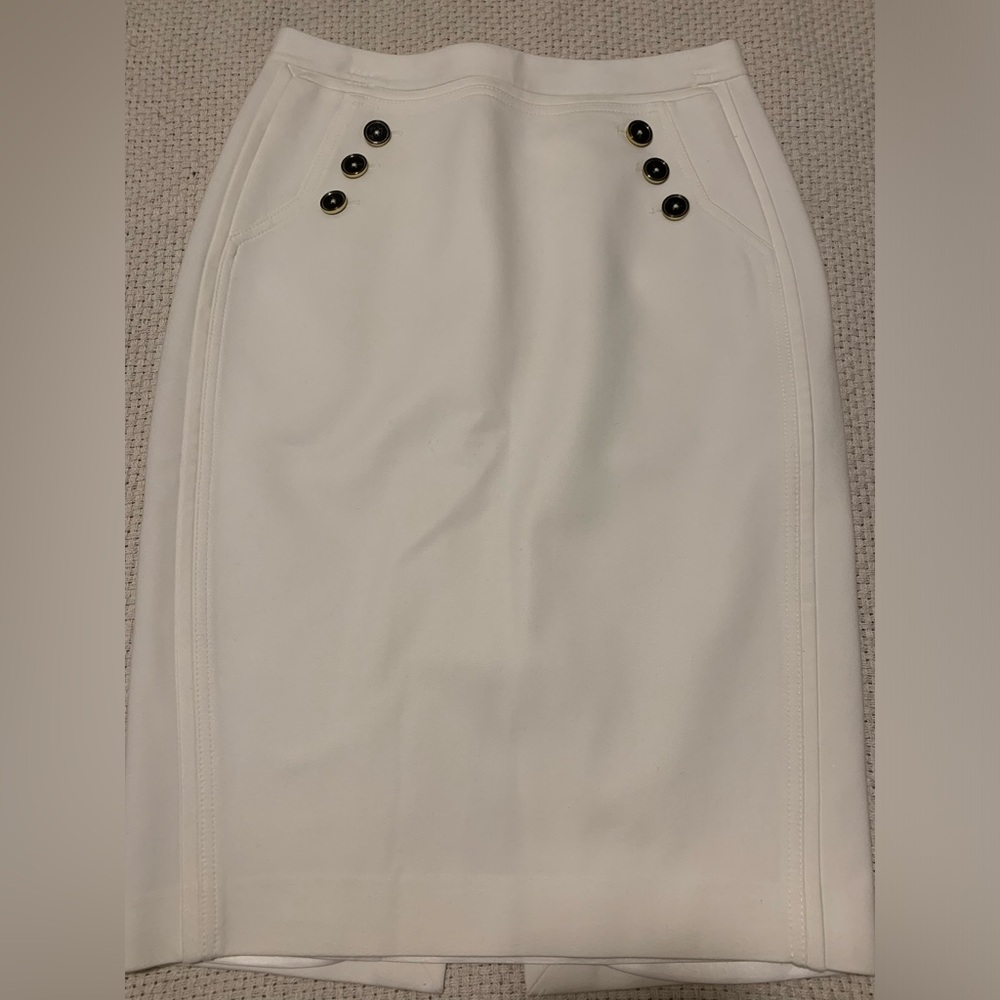 White pencil skirt